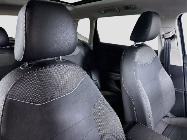 2027 Volkswagen Taos 1.5T SE Black