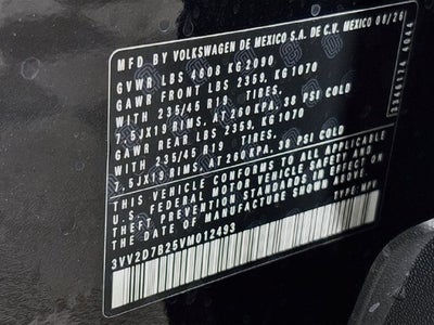 2027 Volkswagen Taos 1.5T SE Black
