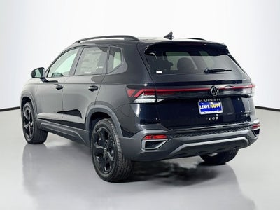 2027 Volkswagen Taos 1.5T SE Black