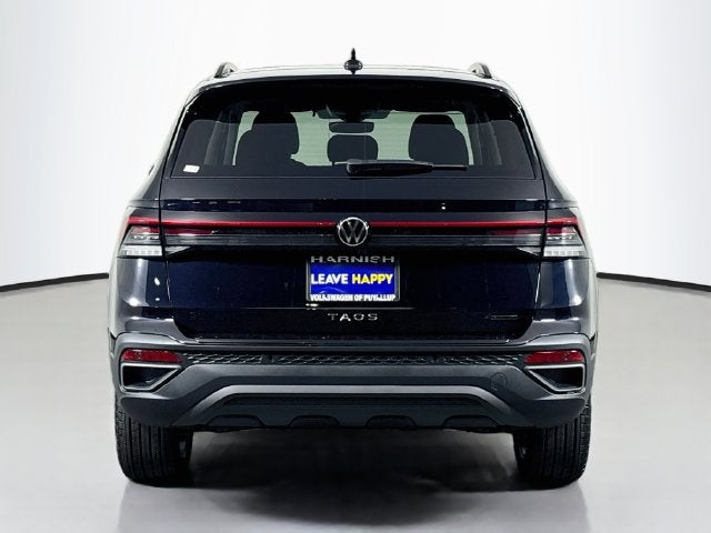 2027 Volkswagen Taos 1.5T SE Black