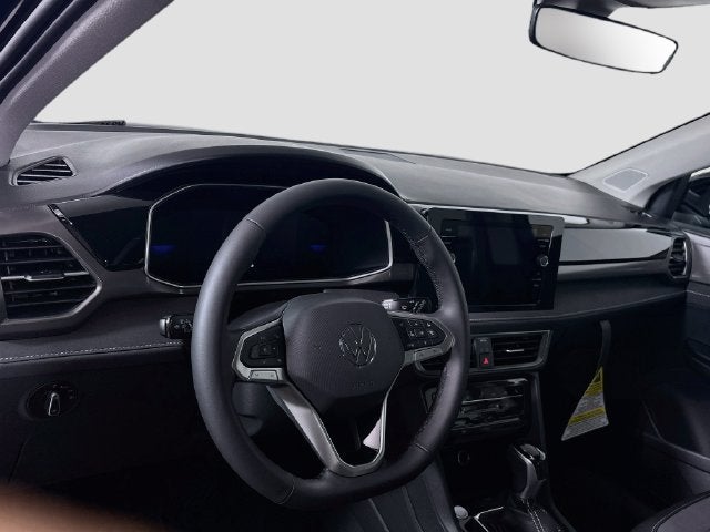 2027 Volkswagen Taos 1.5T SE Black