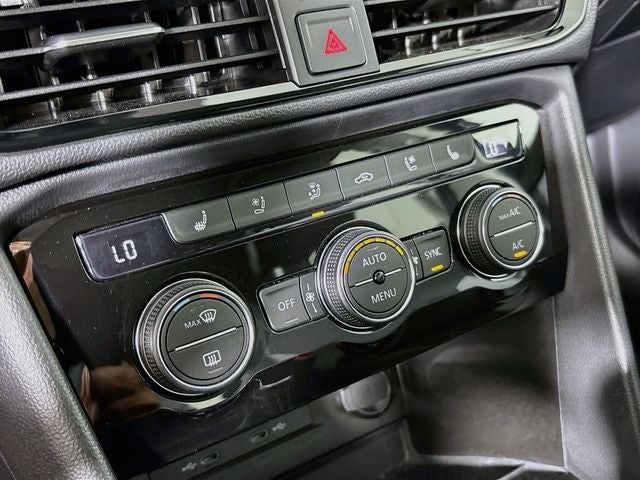2023 Volkswagen Taos 1.5T SEL