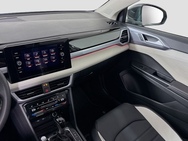 2026 Volkswagen Taos 1.5T SEL