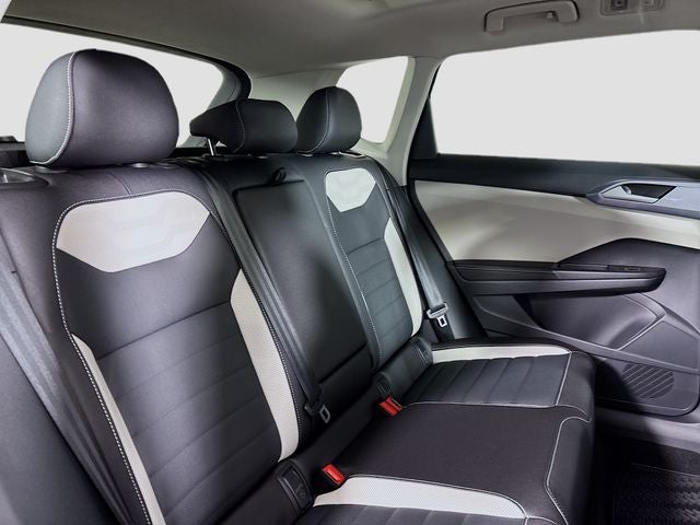 2026 Volkswagen Taos 1.5T SEL