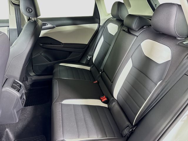 2026 Volkswagen Taos 1.5T SEL