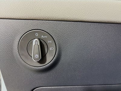 2026 Volkswagen Taos 1.5T SEL