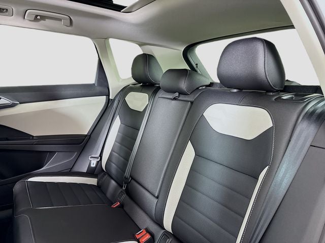 2026 Volkswagen Taos 1.5T SEL