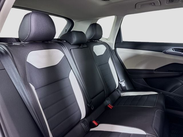2026 Volkswagen Taos 1.5T SEL
