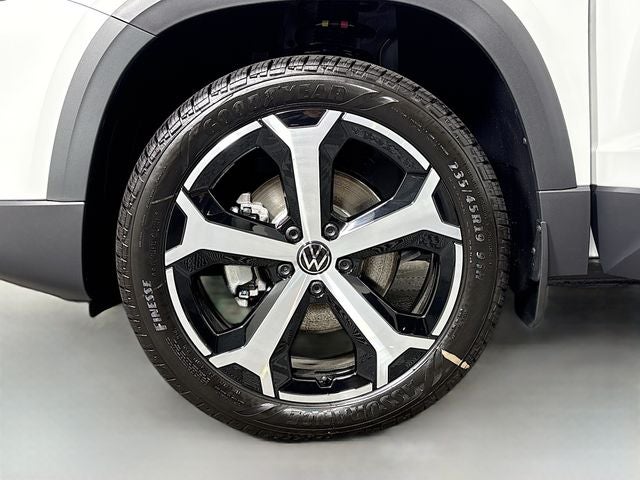 2026 Volkswagen Taos 1.5T SEL