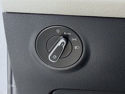 2026 Volkswagen Taos 1.5T SEL