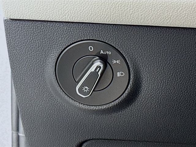 2026 Volkswagen Taos 1.5T SEL