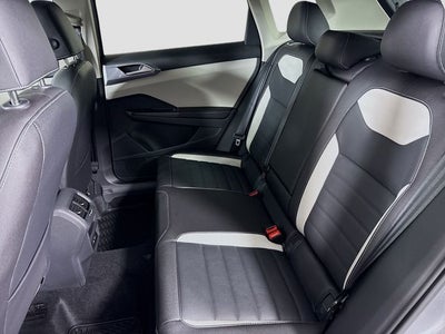 2026 Volkswagen Taos 1.5T SEL