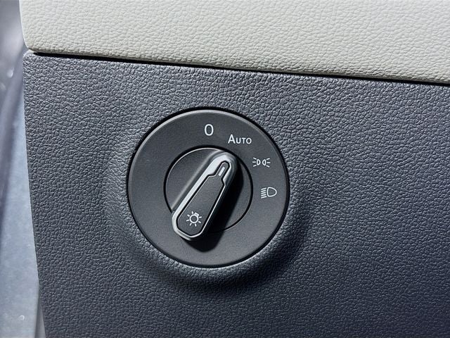 2026 Volkswagen Taos 1.5T SEL