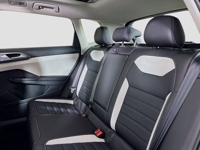 2026 Volkswagen Taos 1.5T SEL