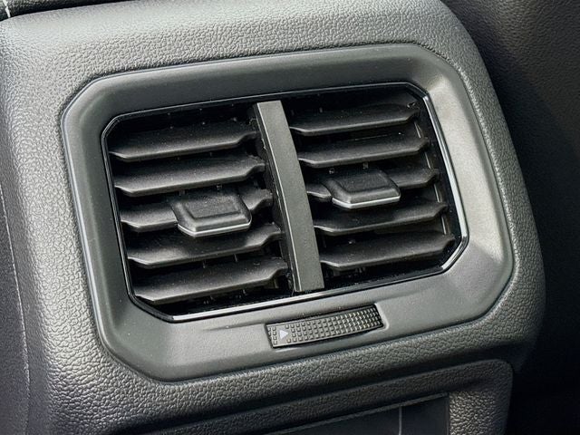 2026 Volkswagen Taos 1.5T SEL