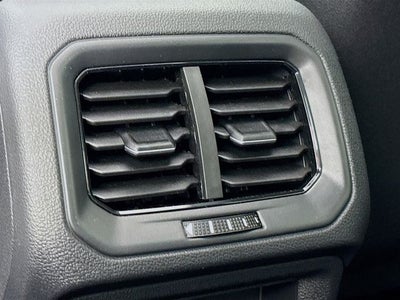 2026 Volkswagen Taos 1.5T SEL