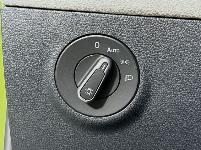 2026 Volkswagen Taos 1.5T SEL