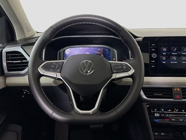 2026 Volkswagen Taos 1.5T SEL