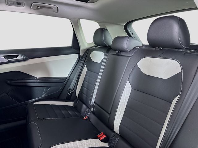 2026 Volkswagen Taos 1.5T SEL