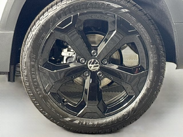 2027 Volkswagen Taos 1.5T SEL