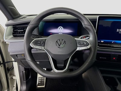 2026 Volkswagen Tiguan 2.0T SE R-Line Black