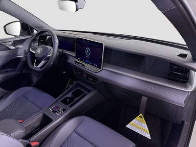 2026 Volkswagen Tiguan 2.0T SE R-Line Black