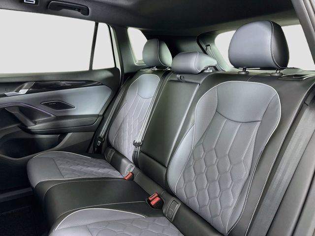 2026 Volkswagen Tiguan SEL R-Line Turbo