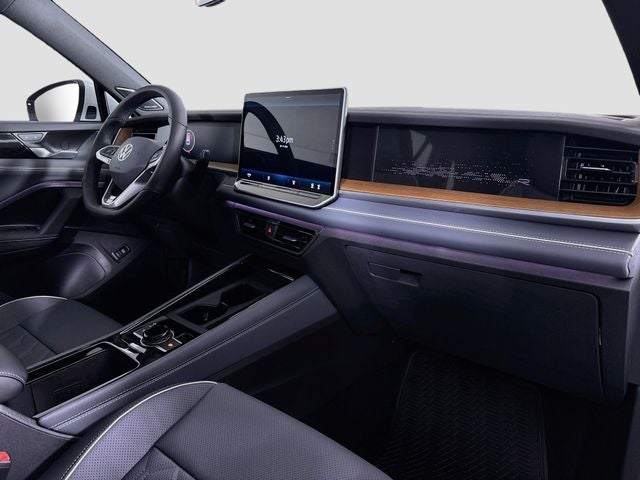 2026 Volkswagen Tiguan SEL R-Line Turbo