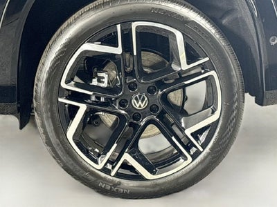 2026 Volkswagen Tiguan SEL R-Line Turbo