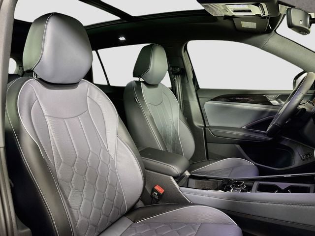 2026 Volkswagen Tiguan 2.0T SEL R-Line Turbo