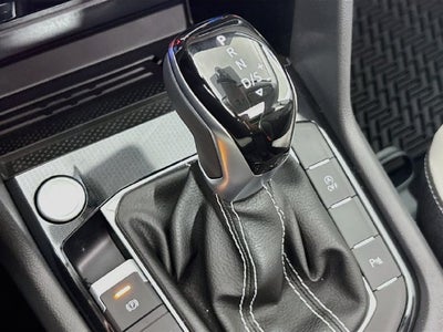 2027 Volkswagen Taos 1.5T SE