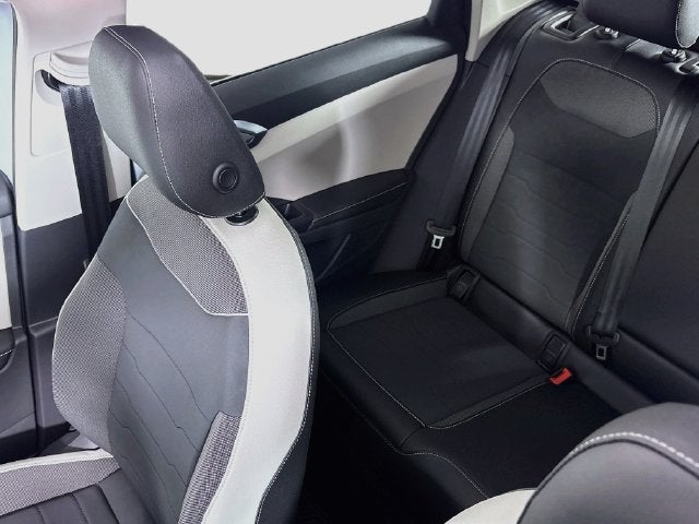 2027 Volkswagen Taos 1.5T SE