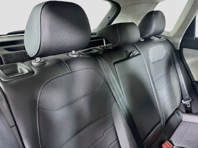 2027 Volkswagen Taos 1.5T SE
