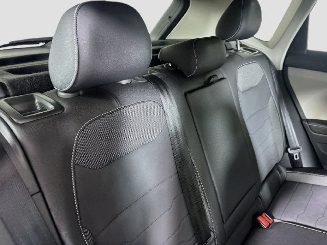 2027 Volkswagen Taos 1.5T SE