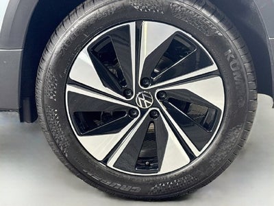 2027 Volkswagen Taos 1.5T SE