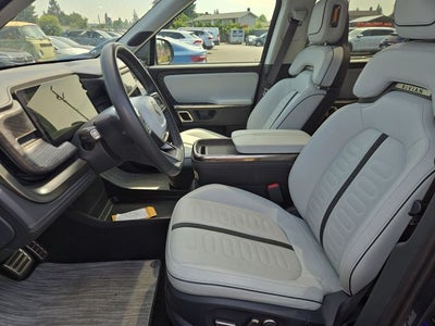 2022 Rivian R1T Adventure