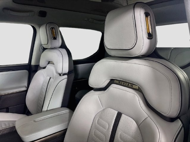 2023 Rivian R1T Adventure