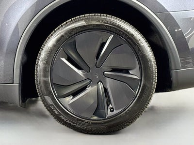 2026 Tesla Model Y Long Range