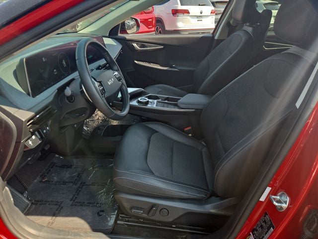2024 Kia EV6 Light