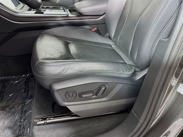 2022 Audi Q7 45 Premium Plus quattro