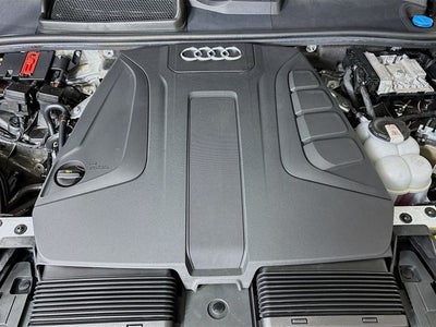 2022 Audi Q7 45 Premium Plus quattro