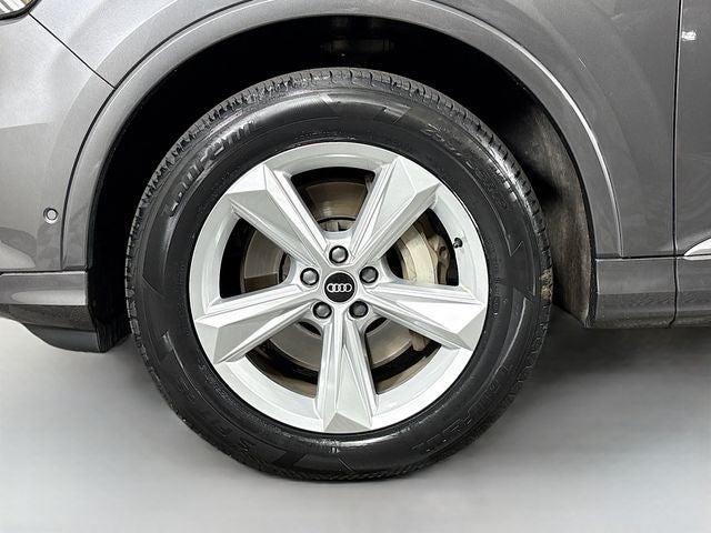 2022 Audi Q7 45 Premium Plus quattro