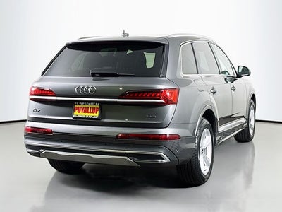 2022 Audi Q7 45 Premium Plus quattro