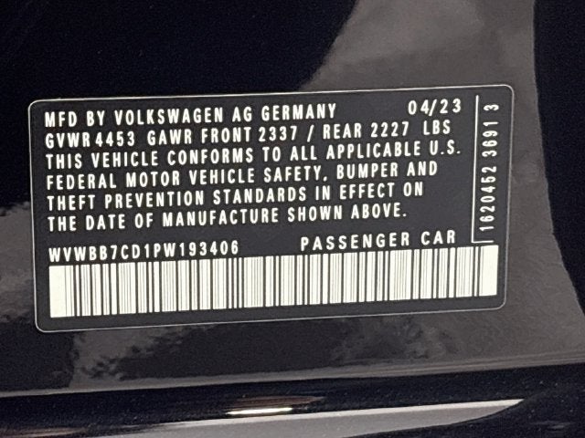 2023 Volkswagen Golf R 2.0T 20th Anniversary Edition
