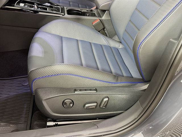 2026 Volkswagen Golf R 2.0T