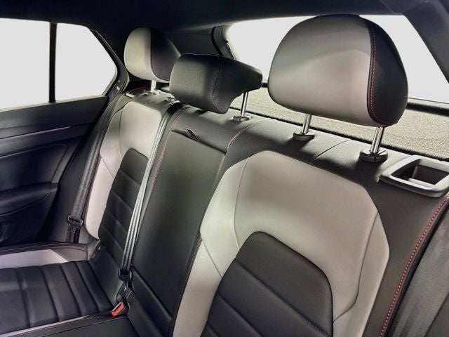 2026 Volkswagen Golf GTI Autobahn