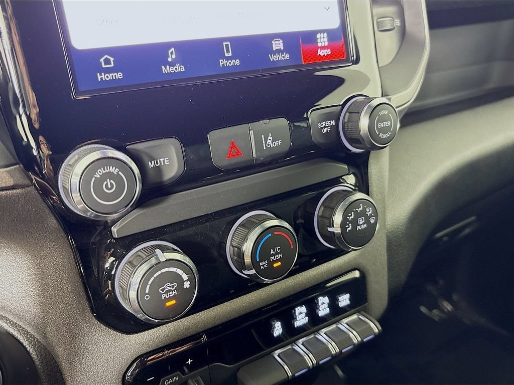 2025 RAM 1500 Warlock Crew Cab 4x4 5'7" Box