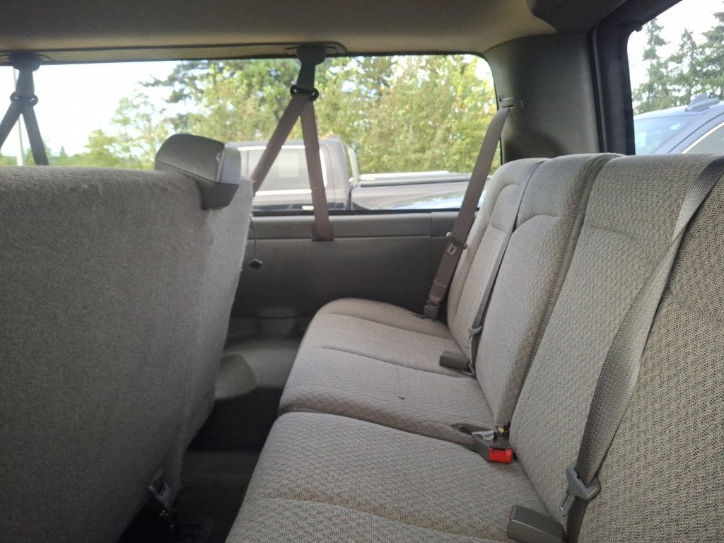 2017 Chevrolet Express Passenger 3500 LT