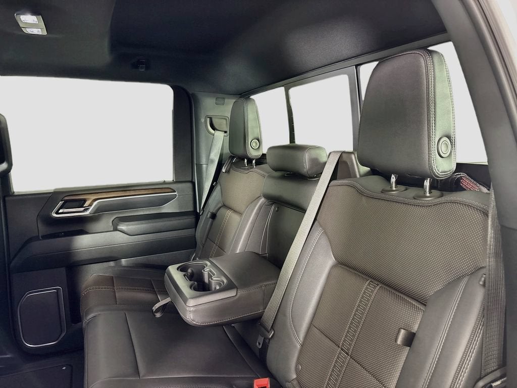 2025 Chevrolet Silverado 3500 HD High Country