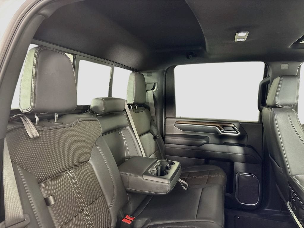 2025 Chevrolet Silverado 3500 HD High Country